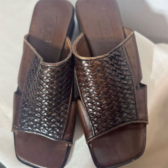 Talbots Made in Italy Brown Woven Leather Slides Heeled Sandals 7M Square Toe - Picture 7 of 9